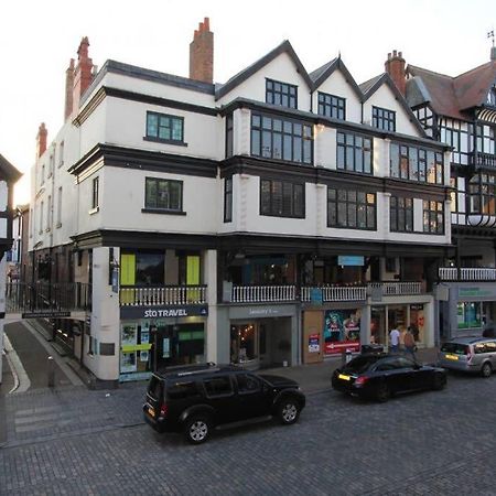 Top Floor Character Apartment In The Heart Of The City Centre Chester Bagian luar foto